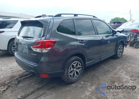 2021 Subaru Forester Premium z USA, uszkodzony, nr VIN JF2SKAJC6MH469541